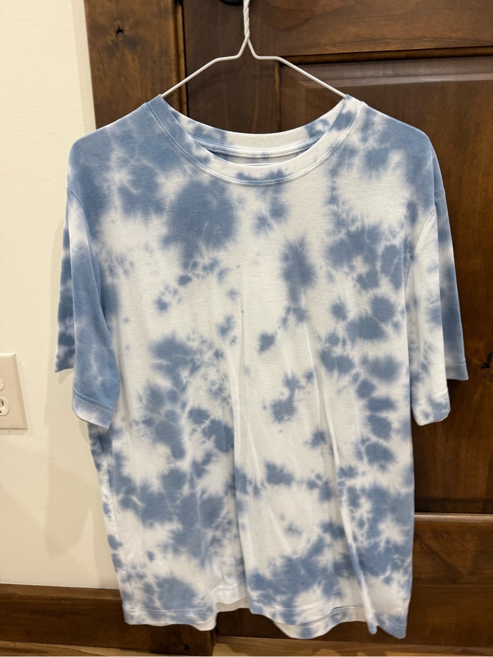 Athletic Works Blue & White Tie-Dye Short Sleeve Tee